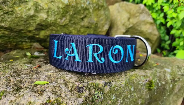 Obojky LARON na mieru: Pohodlie, štýl a meno, ktoré zostane